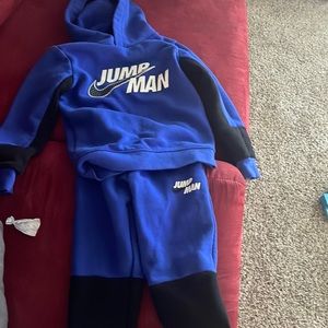 4T nike sweatsuit